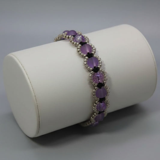 Χειροποίητο Βραχιόλι με Γυάλινες Πέτρες σε Αποχρώσεις του Μωβ